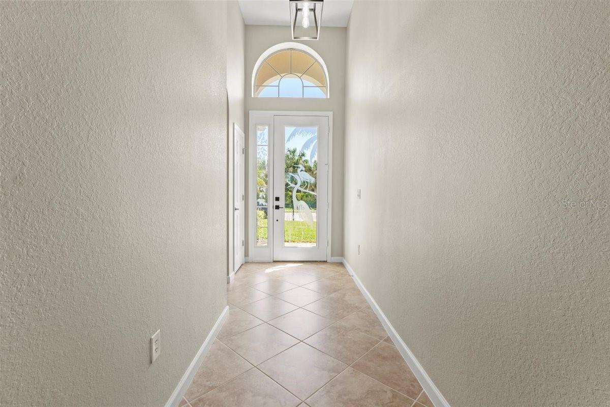 13352 CREEKSIDE LN, PORT CHARLOTTE, FL, 33953