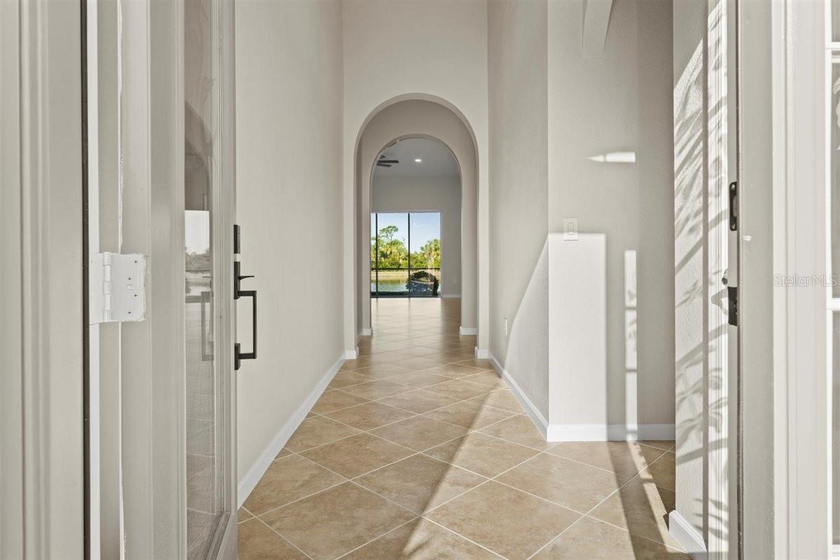 13352 CREEKSIDE LN, PORT CHARLOTTE, FL, 33953
