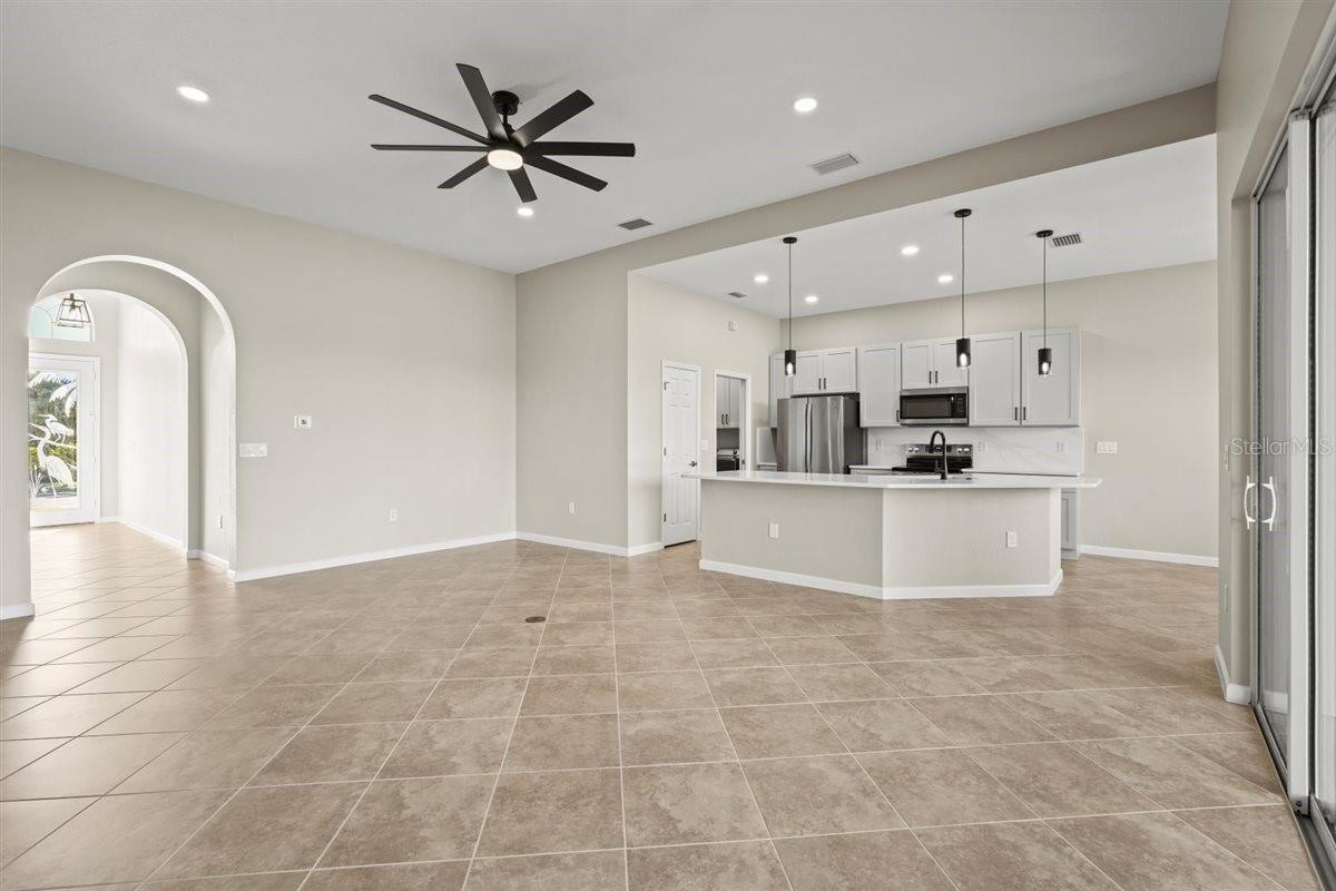 13352 CREEKSIDE LN, PORT CHARLOTTE, FL, 33953