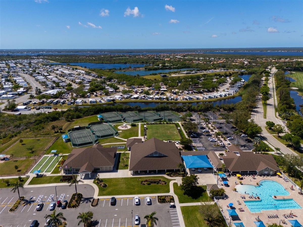 13352 CREEKSIDE LN, PORT CHARLOTTE, FL, 33953