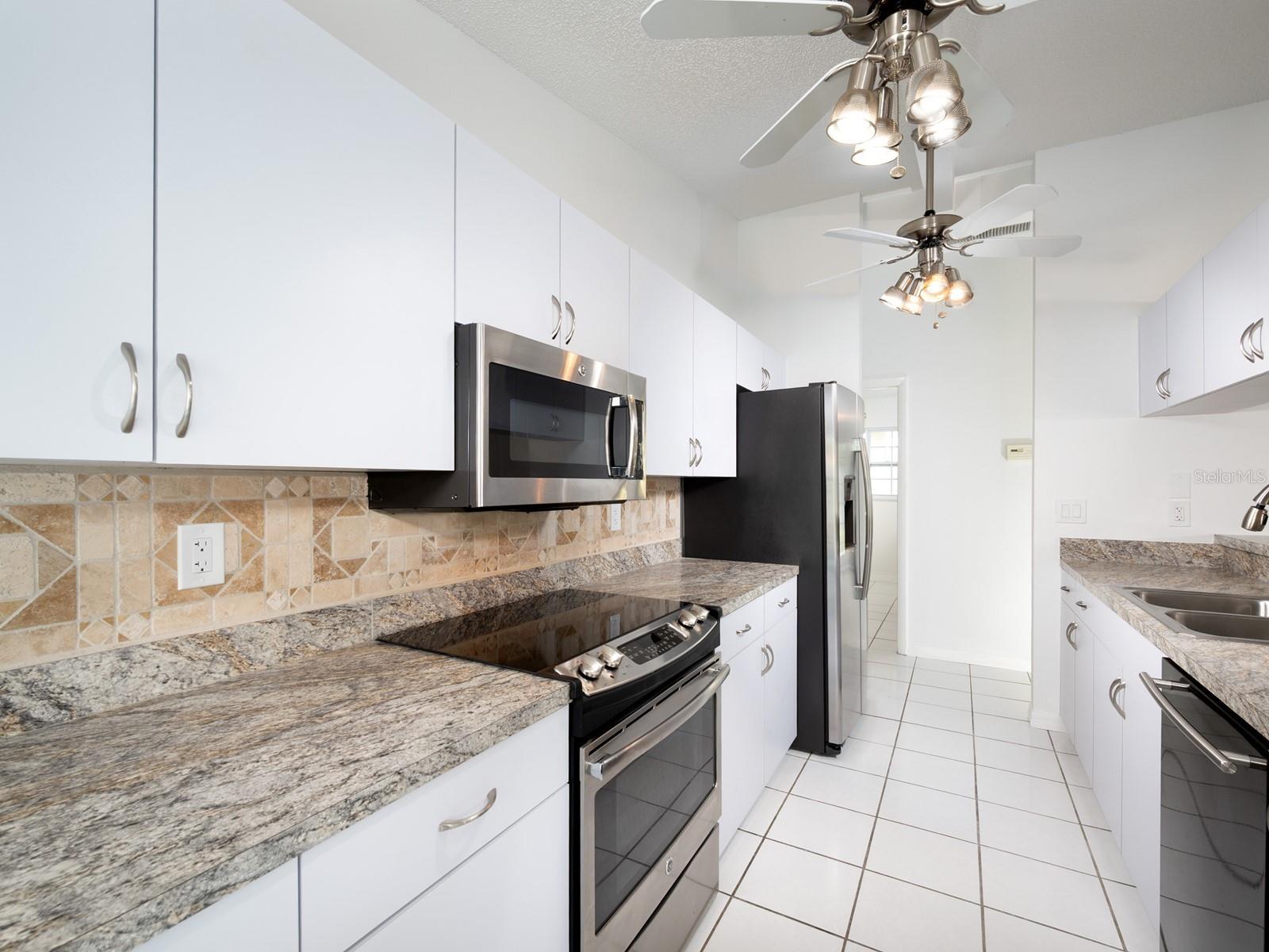 4453 MEADOW CREEK CIR, SARASOTA, FL, 34233