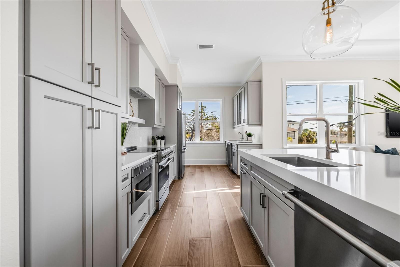 187 145TH AVE E #4, MADEIRA BEACH, FL, 33708