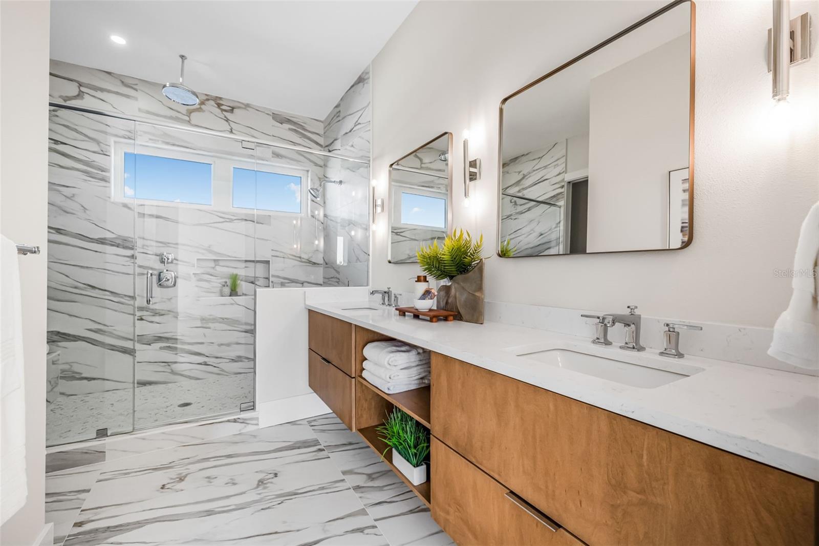 187 145TH AVE E #4, MADEIRA BEACH, FL, 33708