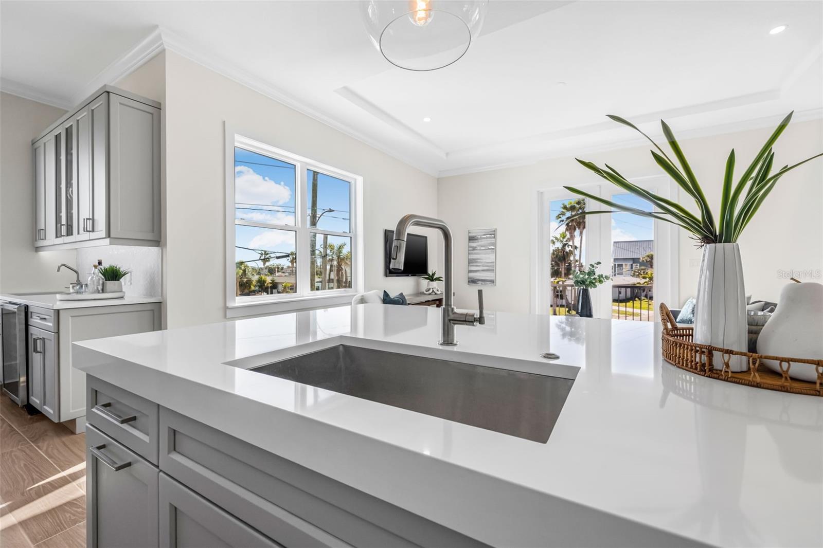 187 145TH AVE E #4, MADEIRA BEACH, FL, 33708