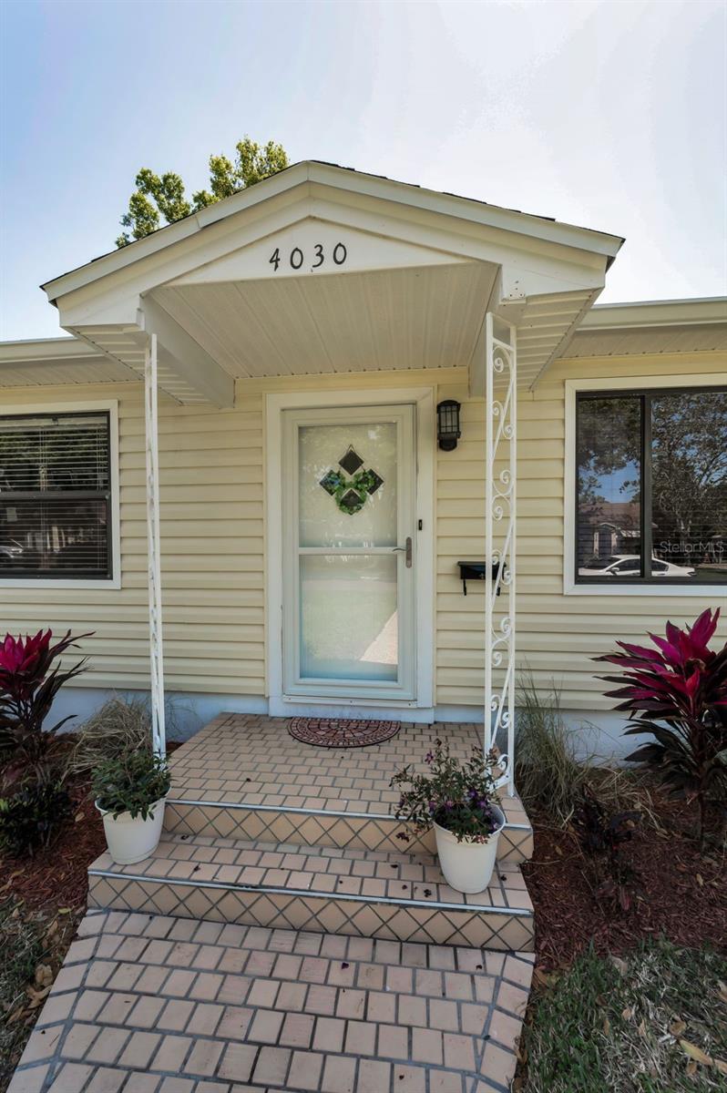 4030 3RD AVE N, ST PETERSBURG, FL, 33713