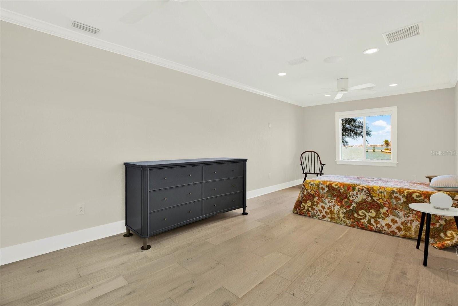 11689 GROVE ST, SEMINOLE, FL, 33772