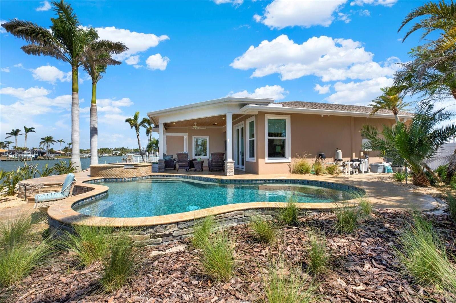 11689 GROVE ST, SEMINOLE, FL, 33772
