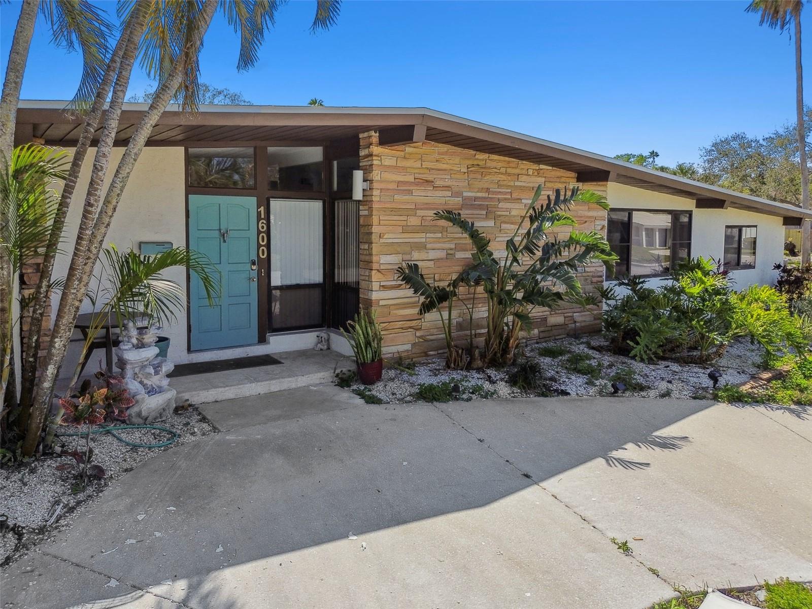 1600 DELAWARE AVE NE, ST PETERSBURG, FL, 33703