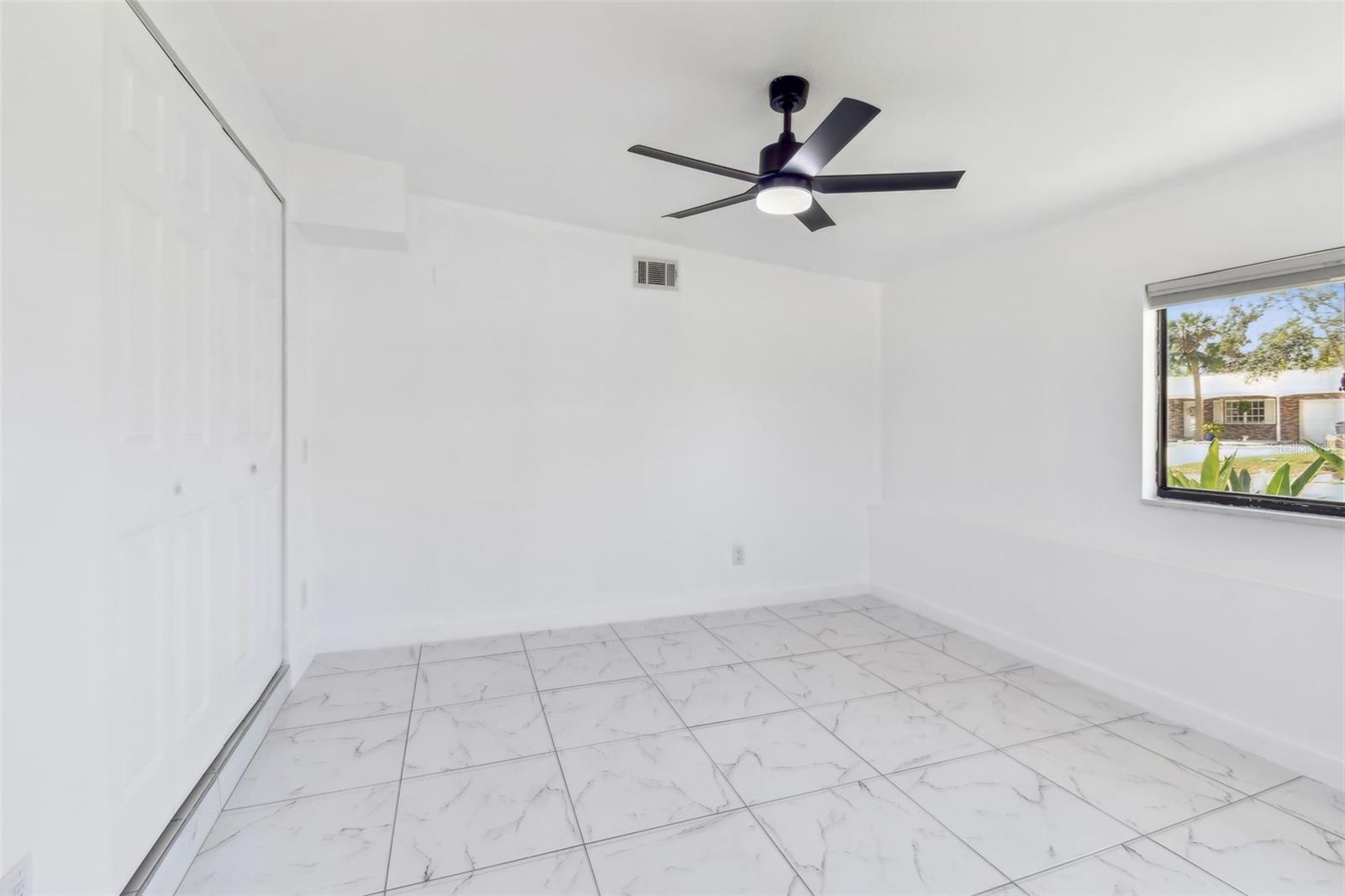 1600 DELAWARE AVE NE, ST PETERSBURG, FL, 33703