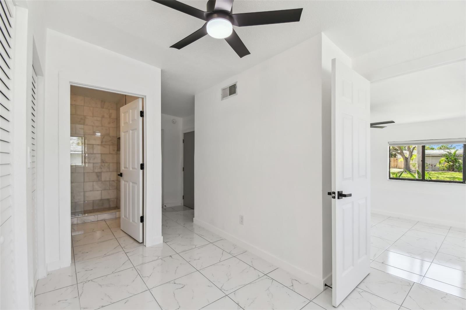 1600 DELAWARE AVE NE, ST PETERSBURG, FL, 33703