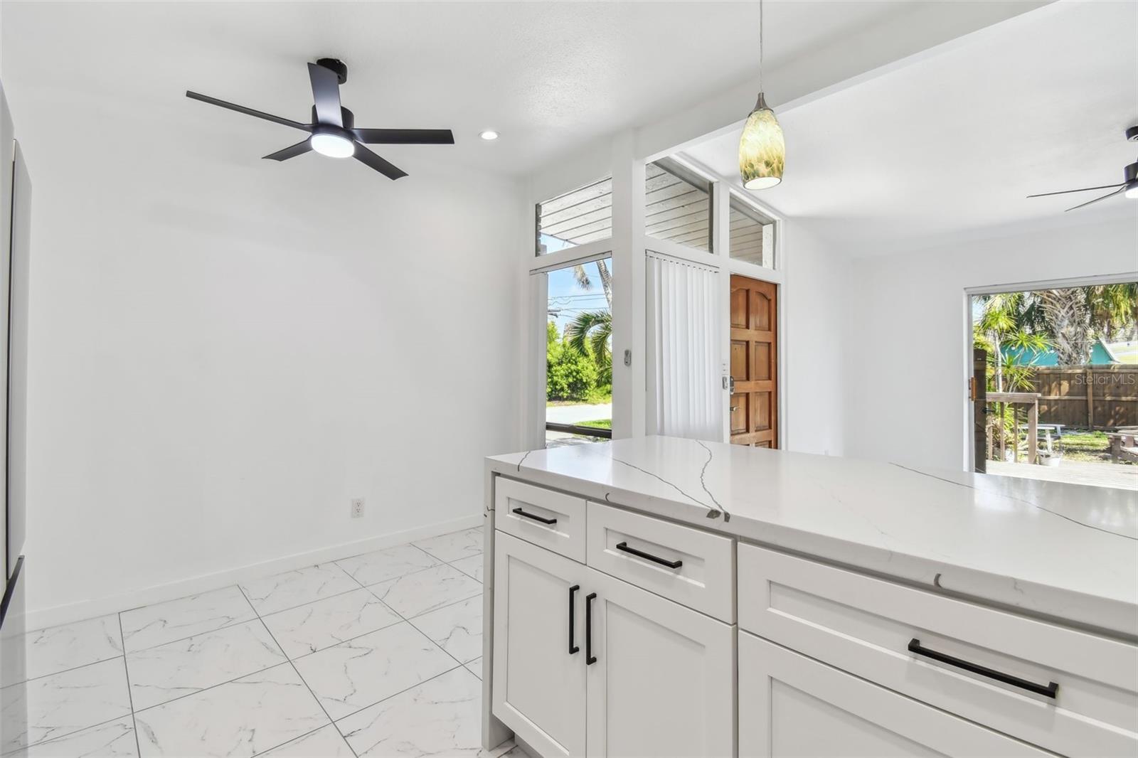 1600 DELAWARE AVE NE, ST PETERSBURG, FL, 33703