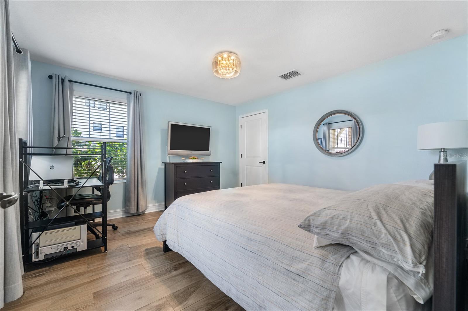 4921 W PAUL AVE #8, TAMPA, FL, 33611