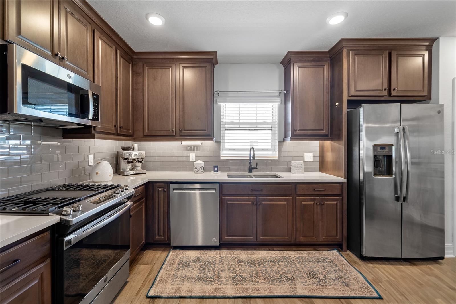 4921 W PAUL AVE #8, TAMPA, FL, 33611