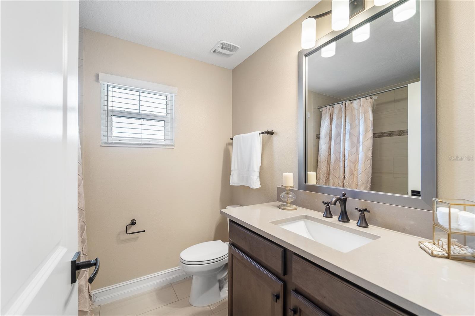 4921 W PAUL AVE #8, TAMPA, FL, 33611
