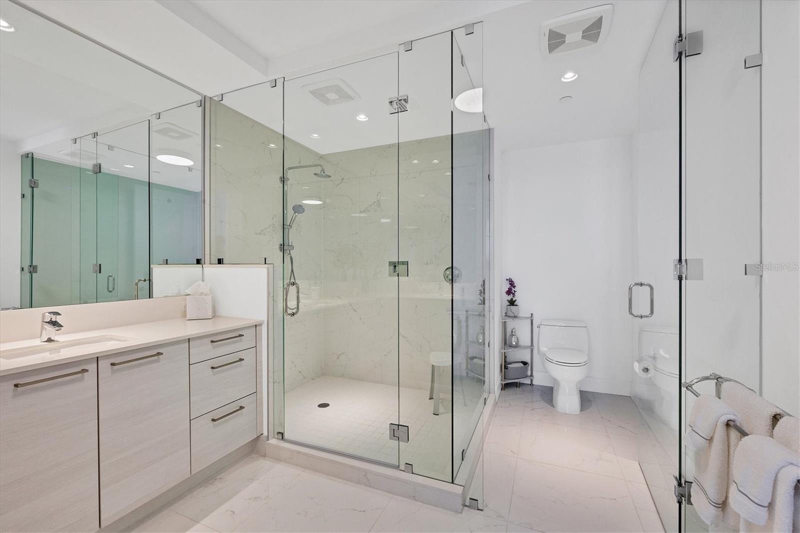 111 S PINEAPPLE AVE #804, SARASOTA, FL, 34236