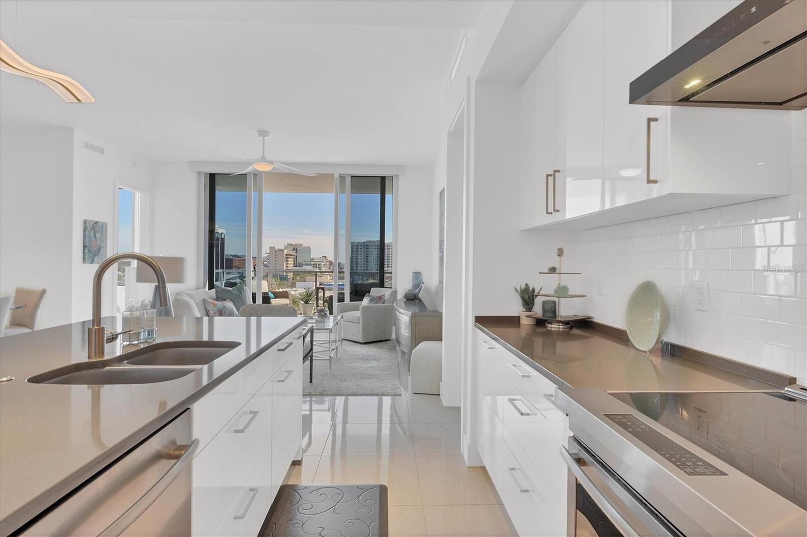 111 S PINEAPPLE AVE #804, SARASOTA, FL, 34236