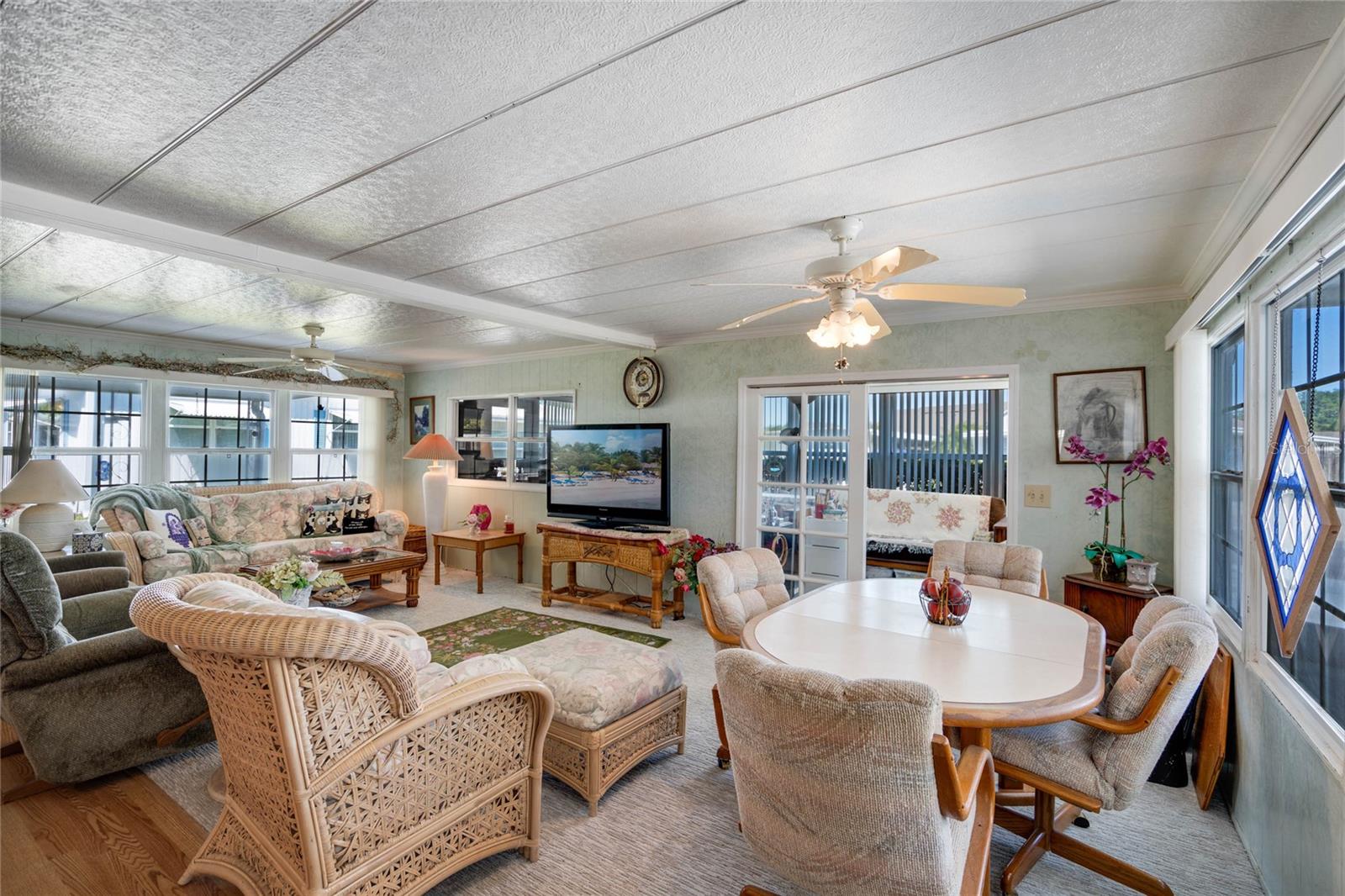 107 HOLIDAY LN, AUBURNDALE, FL, 33823
