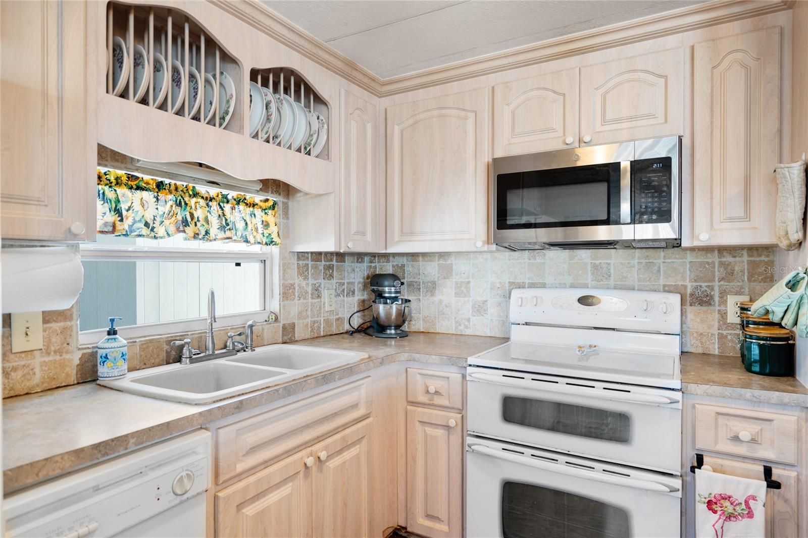 107 HOLIDAY LN, AUBURNDALE, FL, 33823