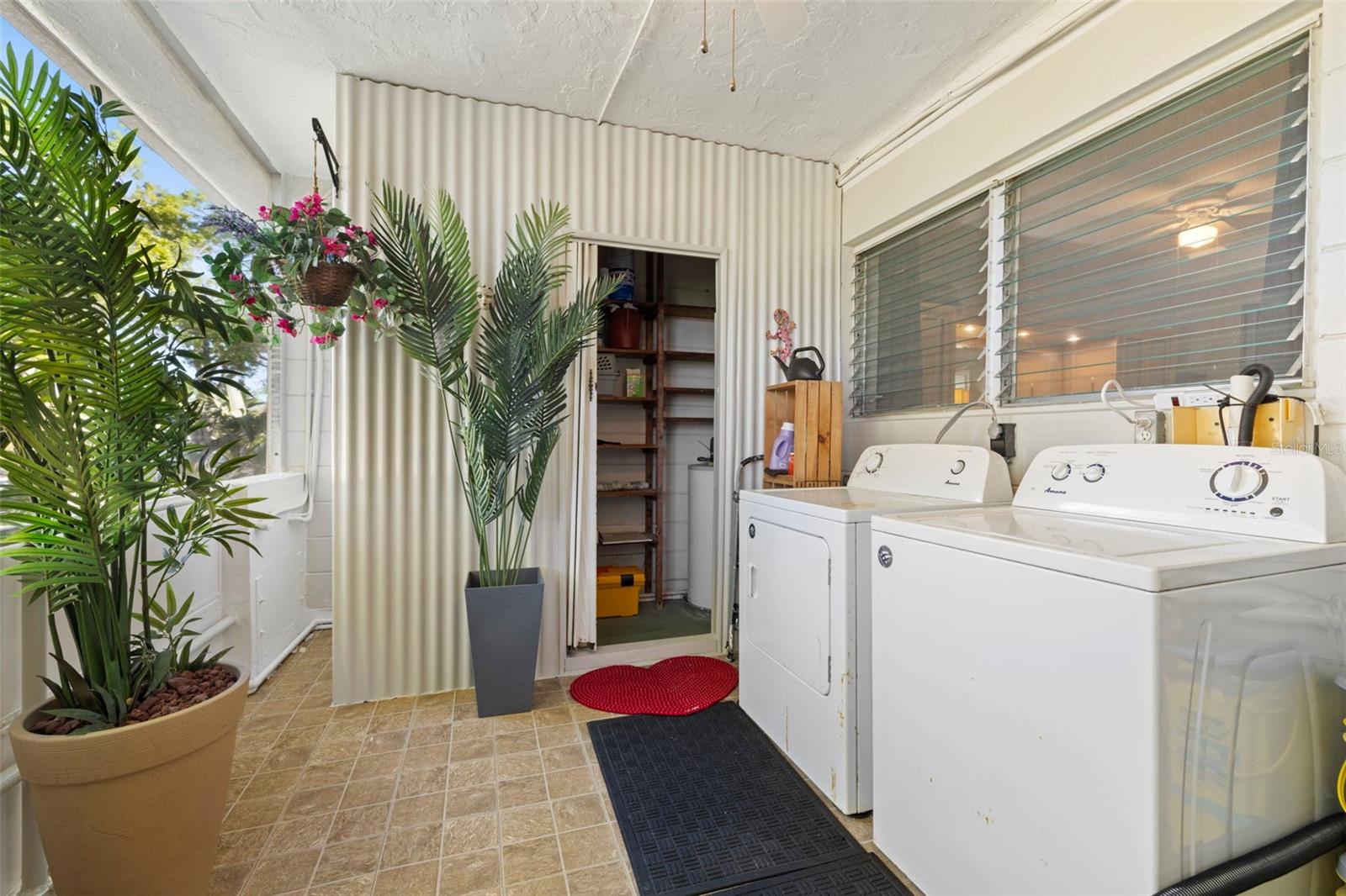 4152 56TH WAY N #614, KENNETH CITY, FL, 33709