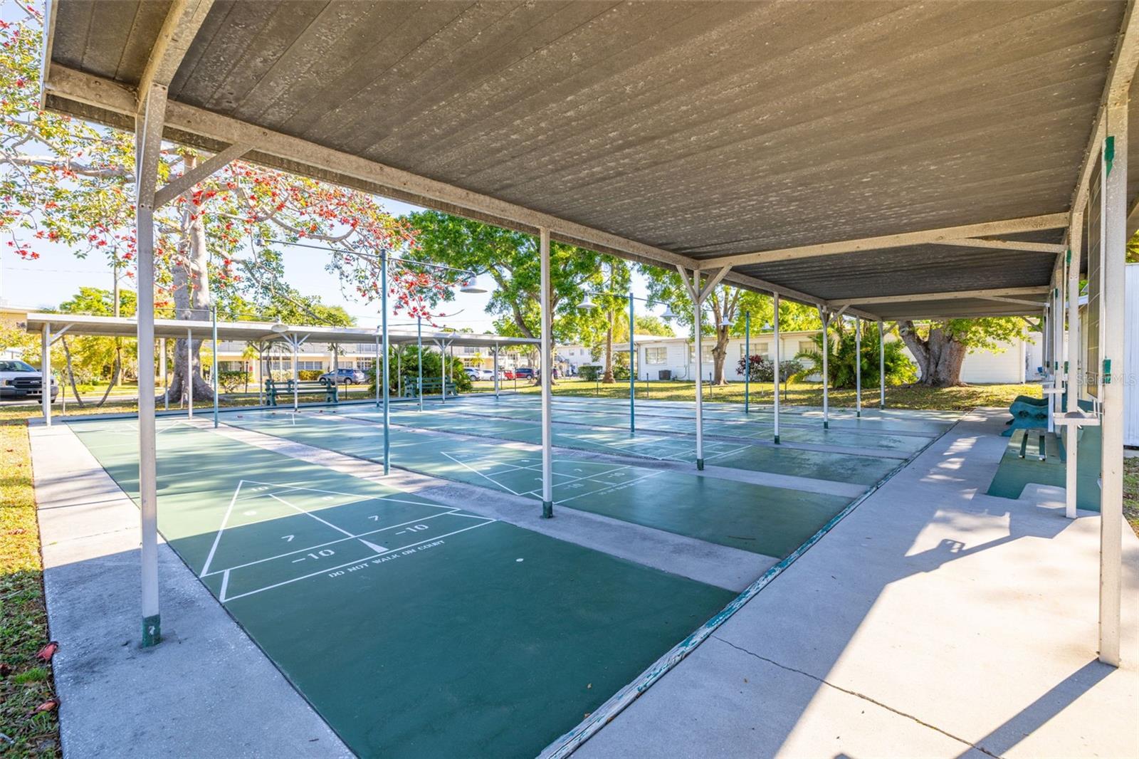 4152 56TH WAY N #614, KENNETH CITY, FL, 33709