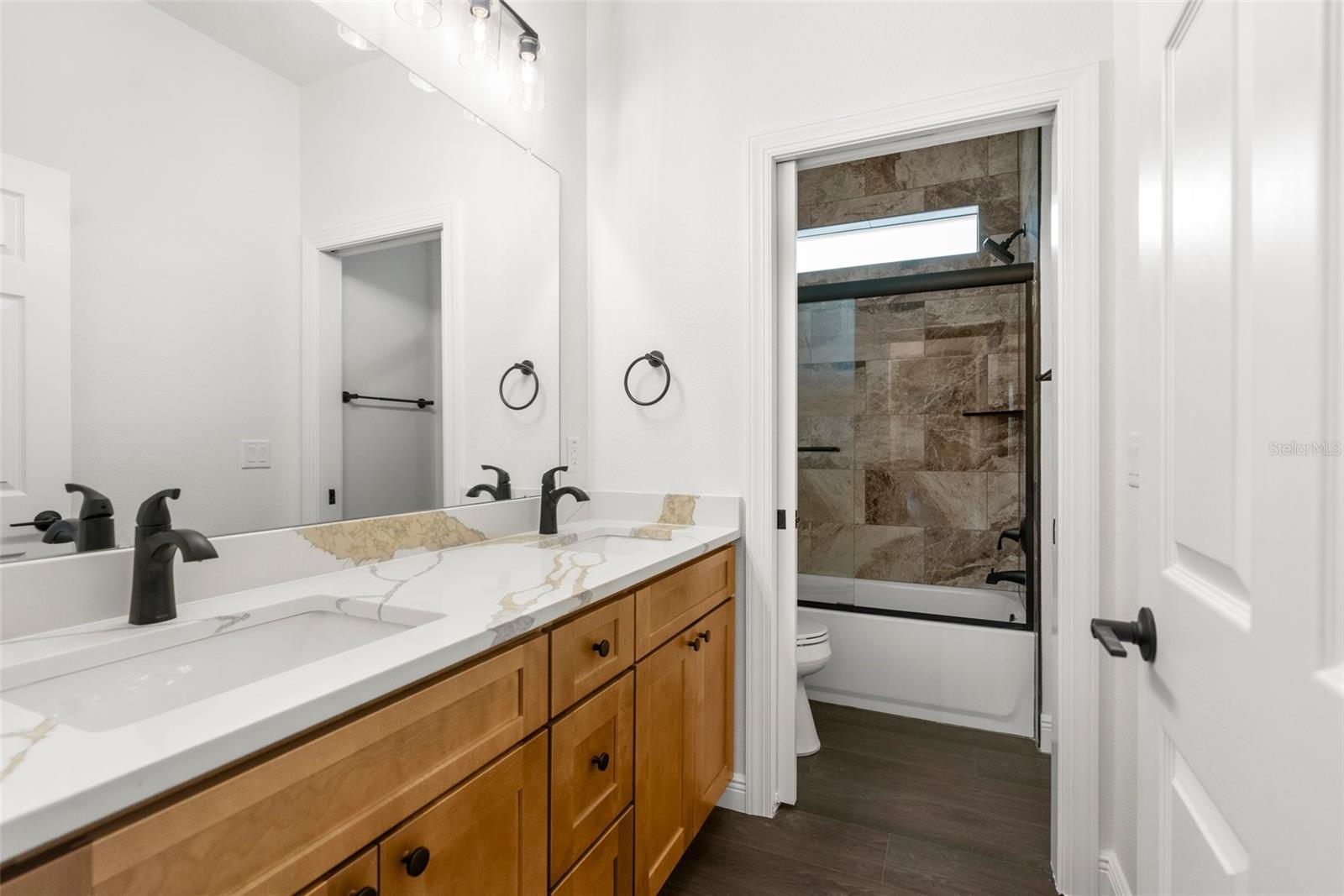 16043 PENN STATE RD, WEEKI WACHEE, FL, 34614