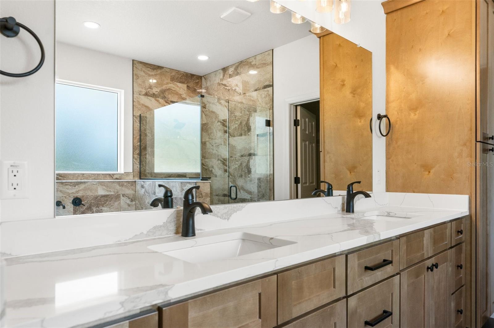 16043 PENN STATE RD, WEEKI WACHEE, FL, 34614