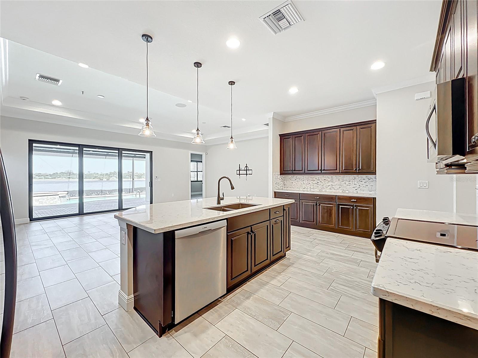 23823 WAVERLY CIR, VENICE, FL, 34293