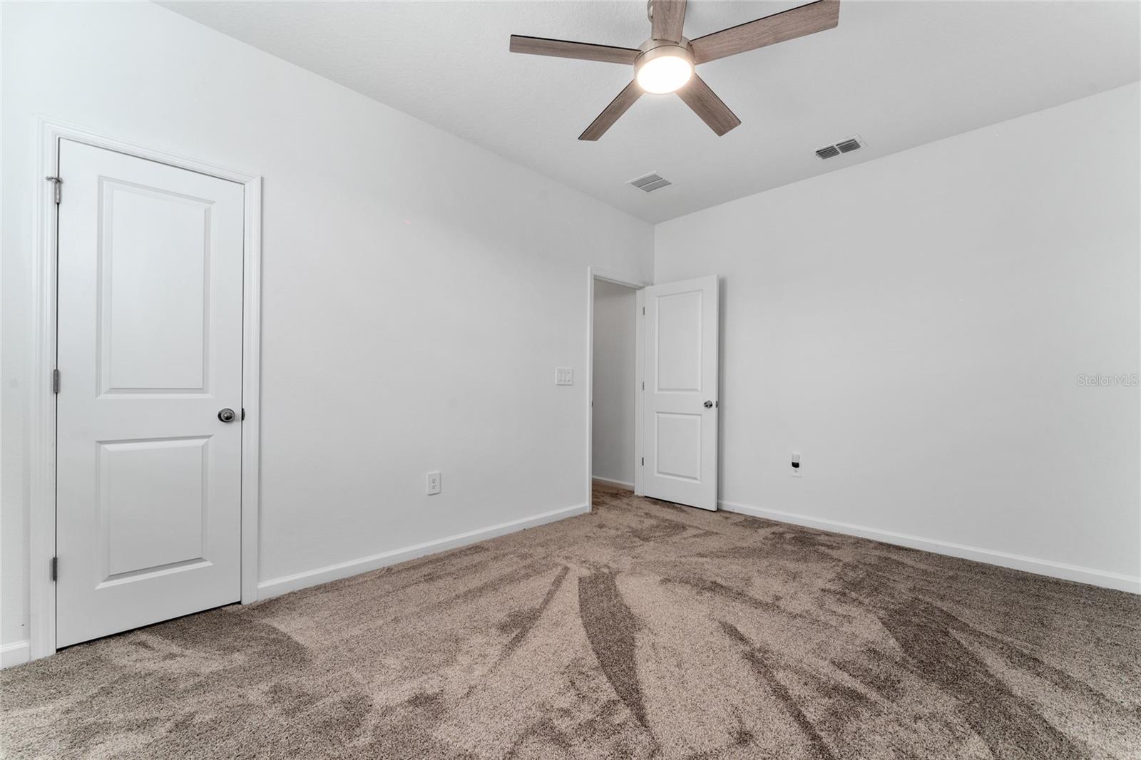 438 BOGEY DR, DAVENPORT, FL, 33896