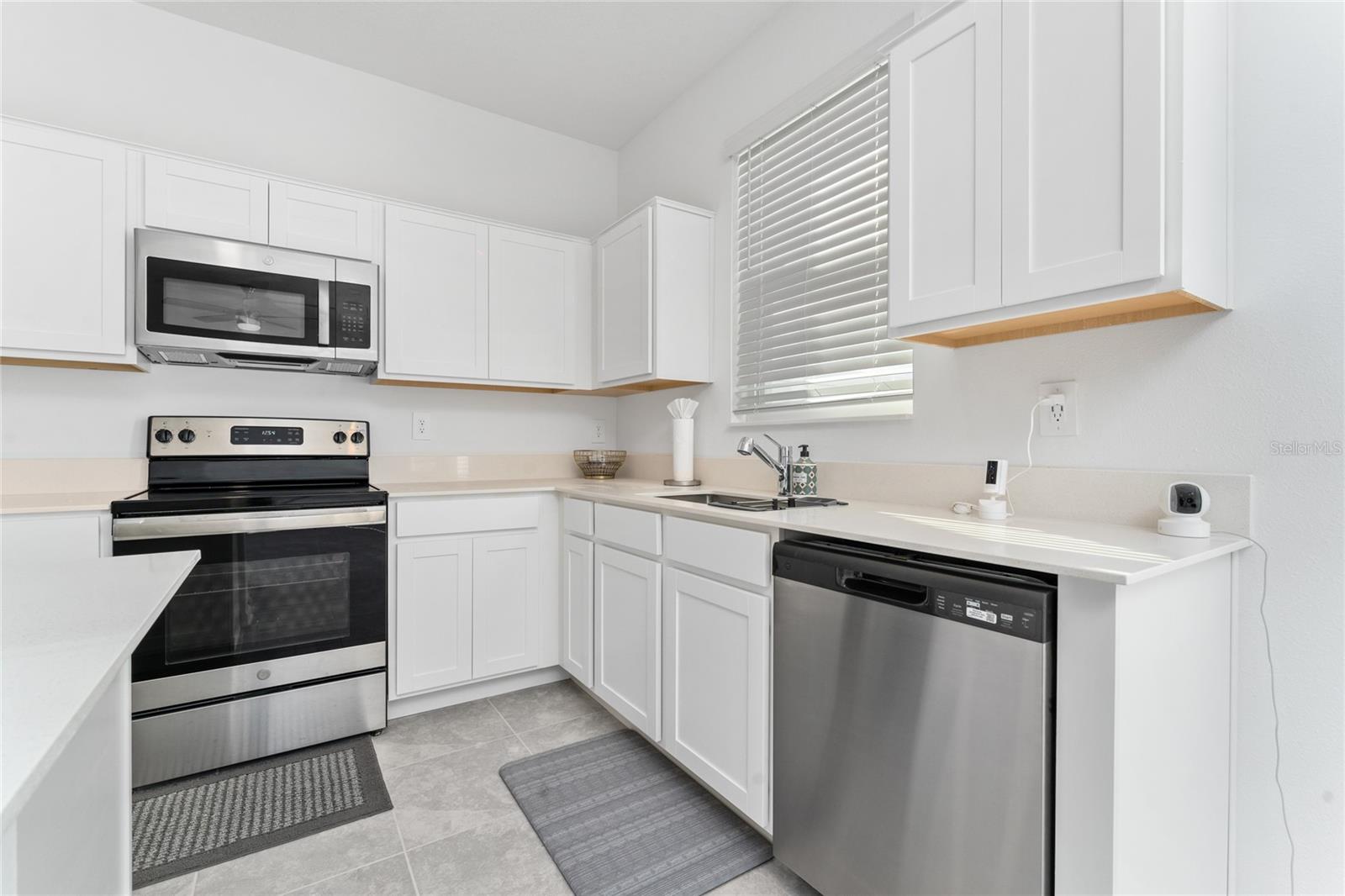 438 BOGEY DR, DAVENPORT, FL, 33896