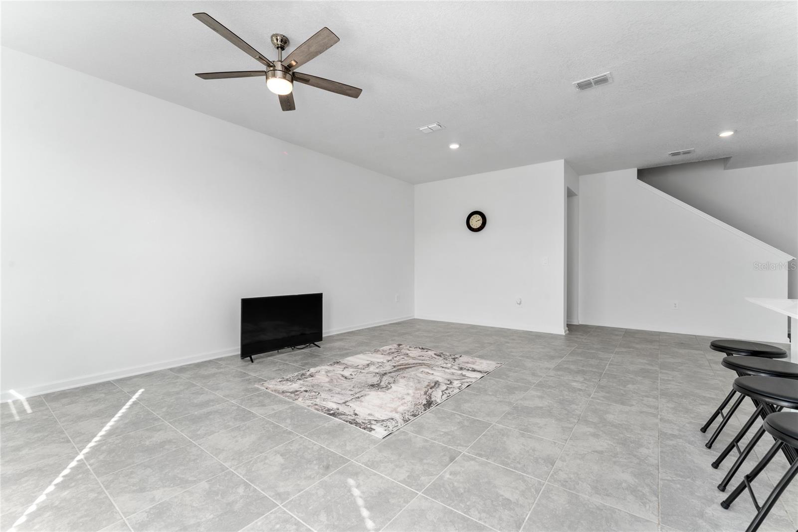 438 BOGEY DR, DAVENPORT, FL, 33896