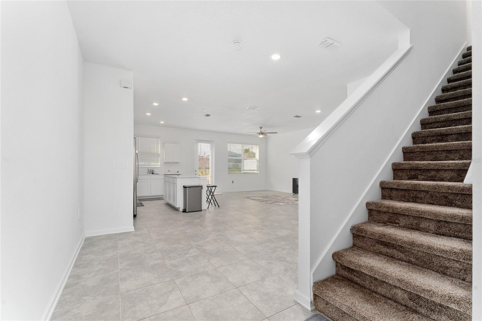 438 BOGEY DR, DAVENPORT, FL, 33896