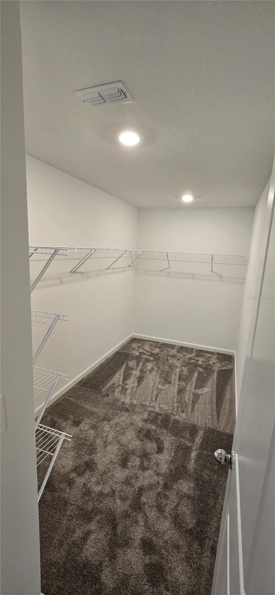 1037 HOLDEN WAY, EAGLE LAKE, FL, 33839