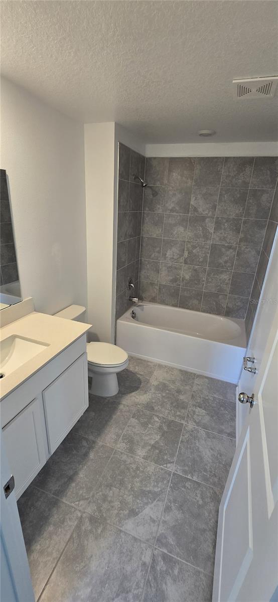 1037 HOLDEN WAY, EAGLE LAKE, FL, 33839