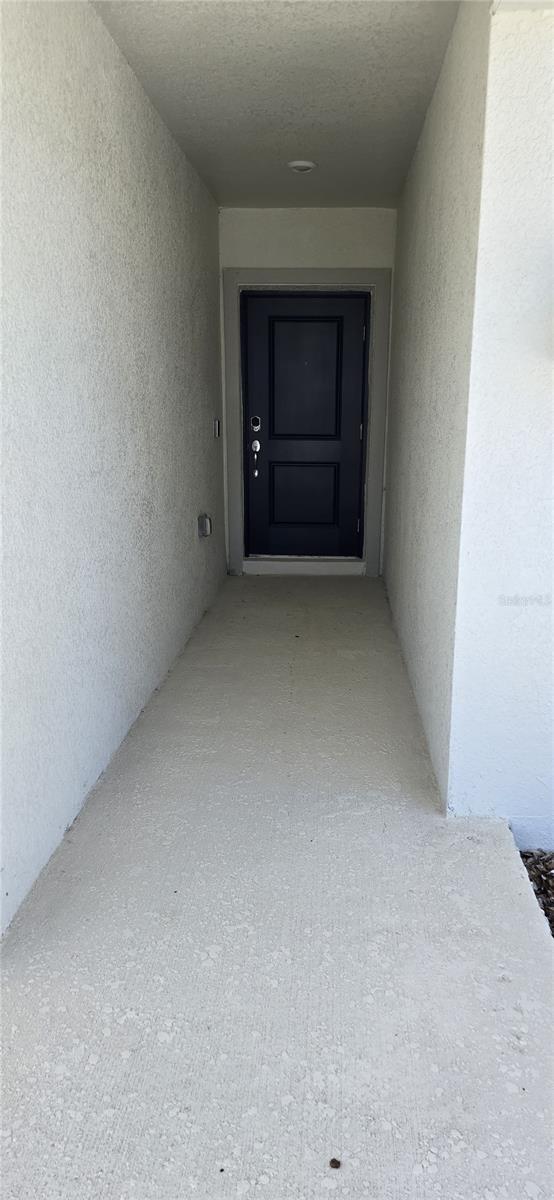 1037 HOLDEN WAY, EAGLE LAKE, FL, 33839