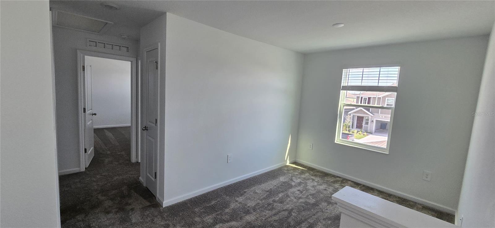 1037 HOLDEN WAY, EAGLE LAKE, FL, 33839