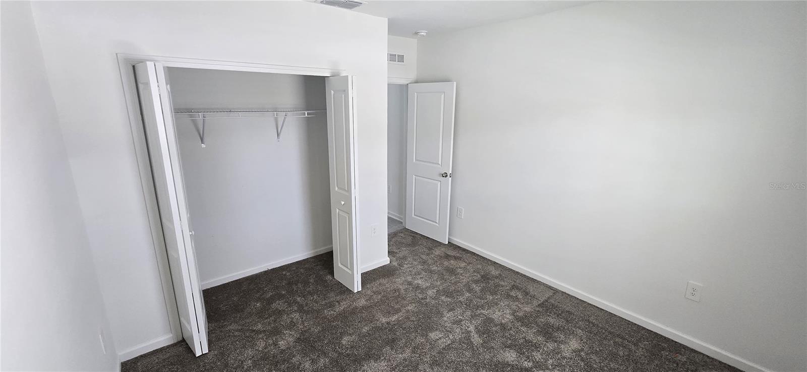 1037 HOLDEN WAY, EAGLE LAKE, FL, 33839