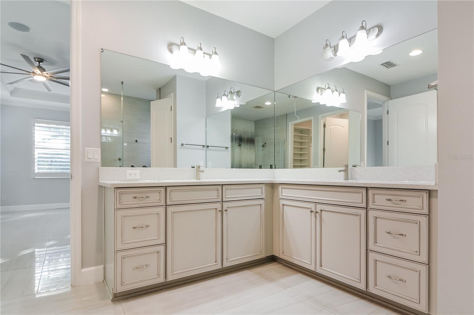 3553 SECLUDED CT, SARASOTA, FL, 34240