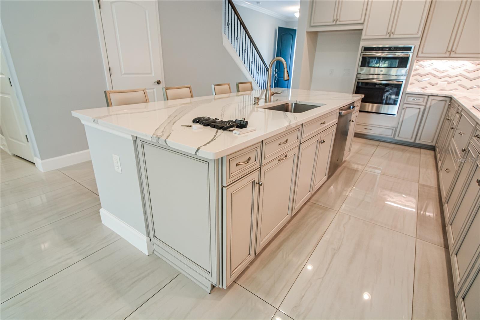 3553 SECLUDED CT, SARASOTA, FL, 34240