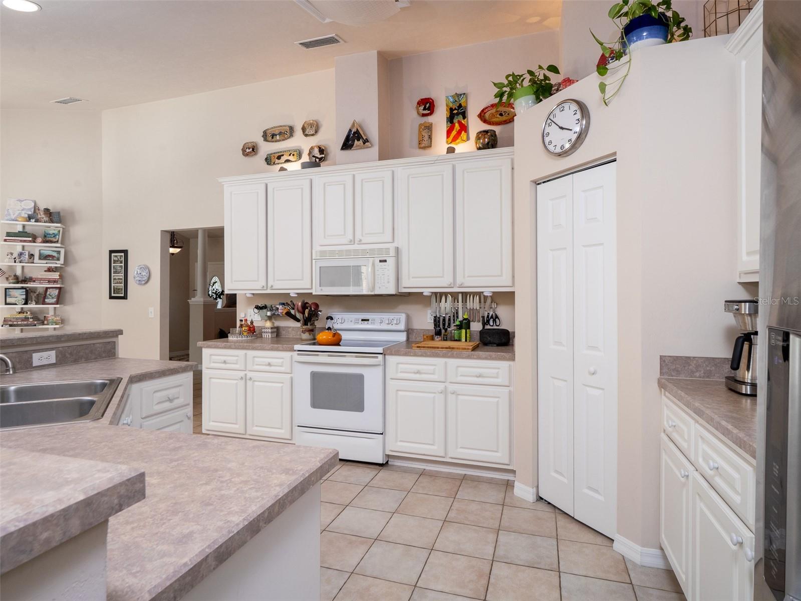 8217 SW 51ST BLVD, GAINESVILLE, FL, 32608