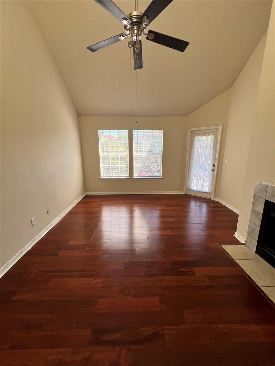 6148 WESTGATE DR #302, ORLANDO, FL, 32835