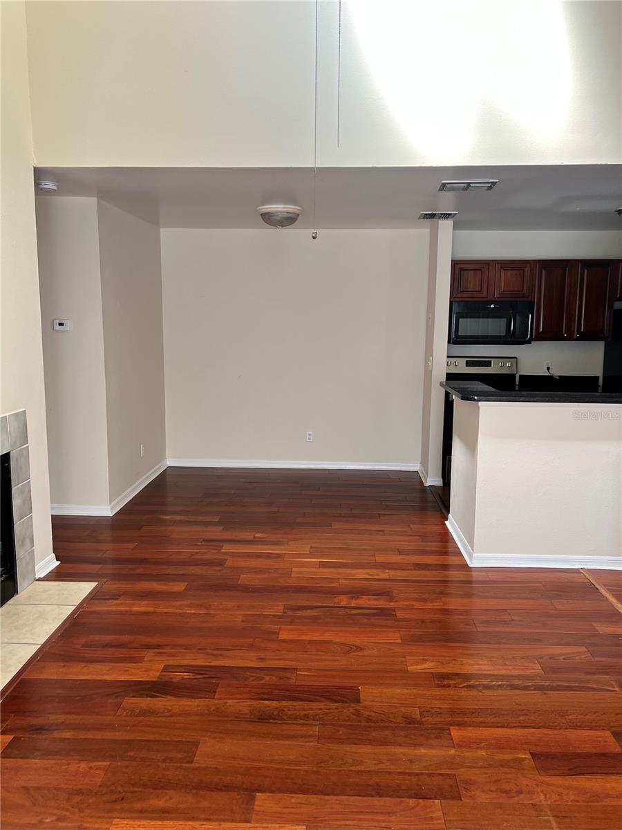 6148 WESTGATE DR #302, ORLANDO, FL, 32835