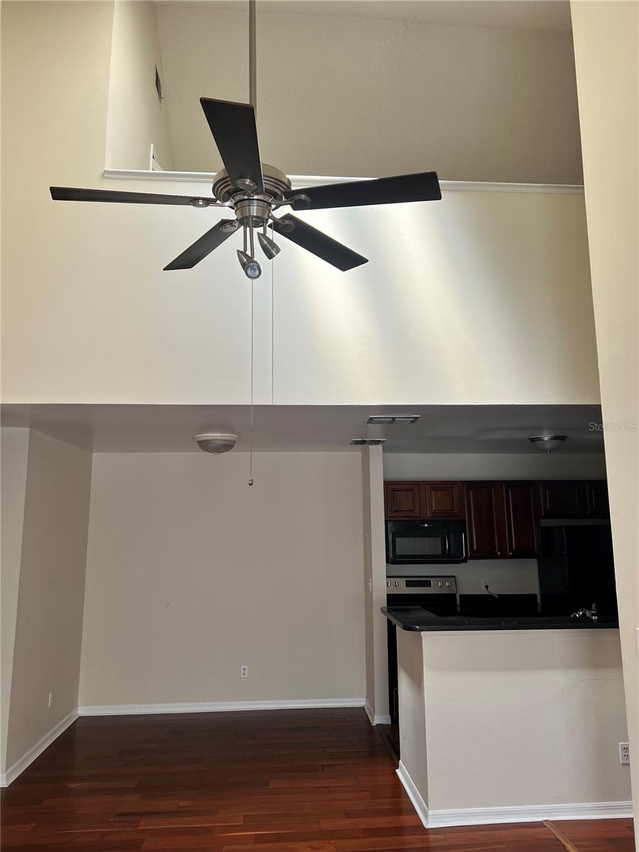 6148 WESTGATE DR #302, ORLANDO, FL, 32835