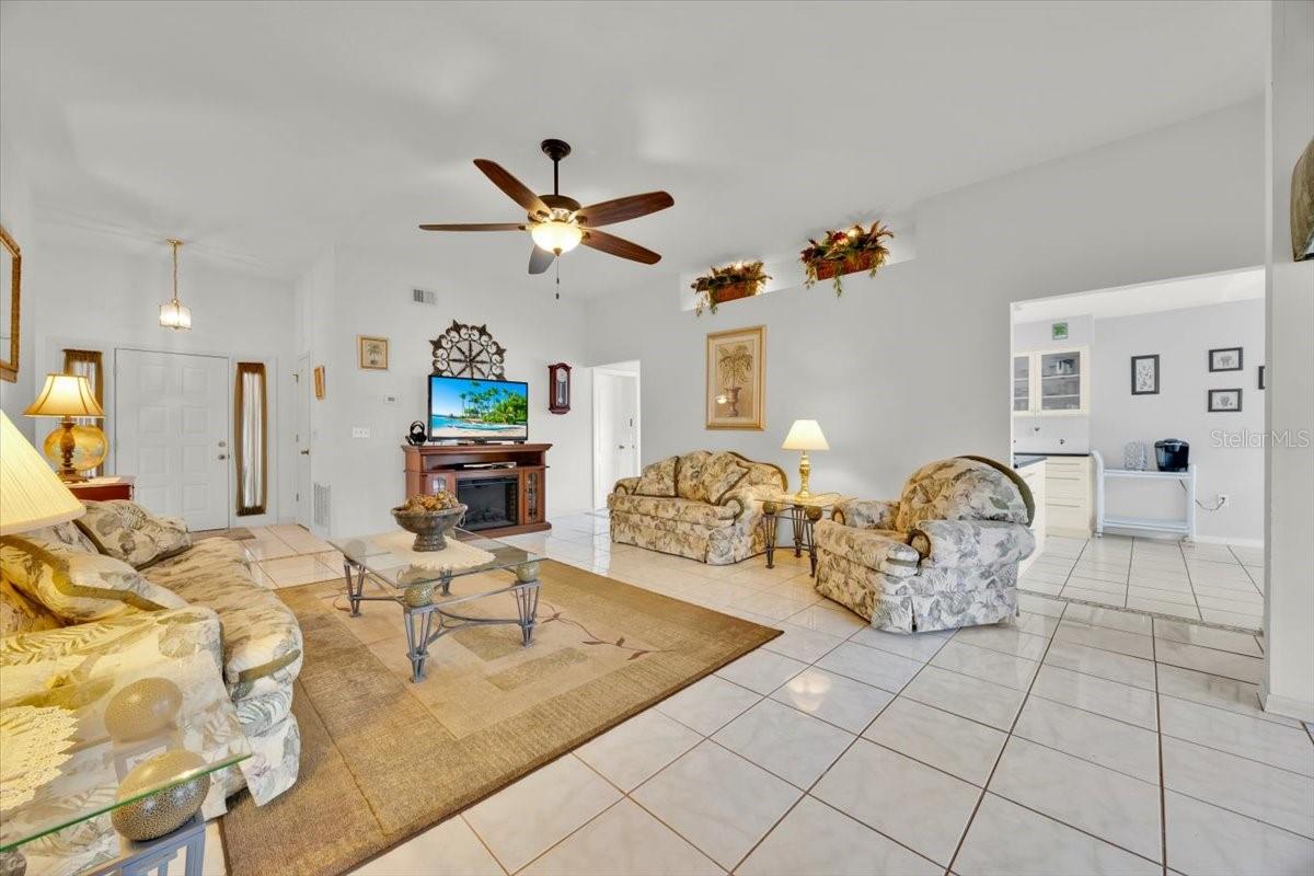 704 PINNACLE DR, HAINES CITY, FL, 33844