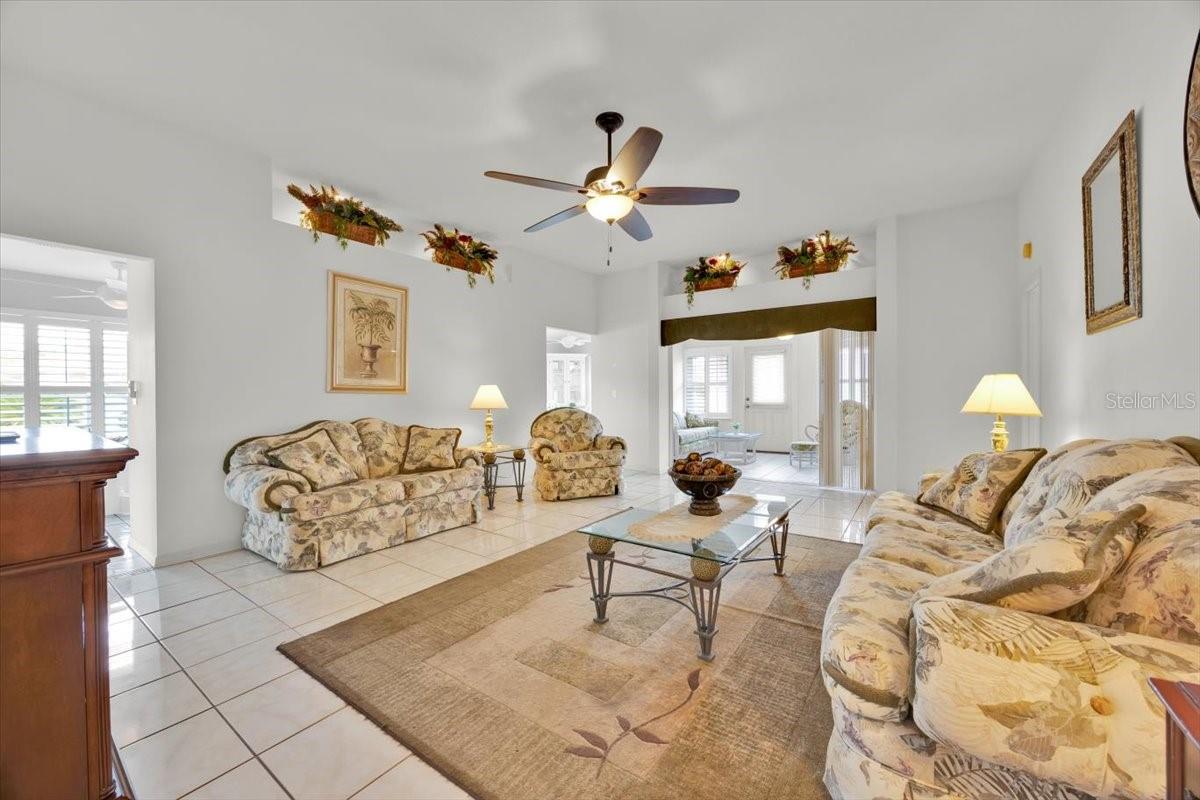 704 PINNACLE DR, HAINES CITY, FL, 33844