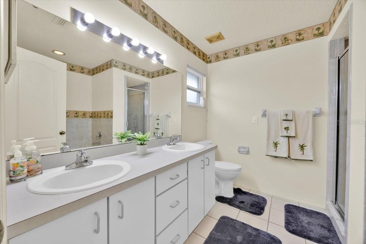 704 PINNACLE DR, HAINES CITY, FL, 33844