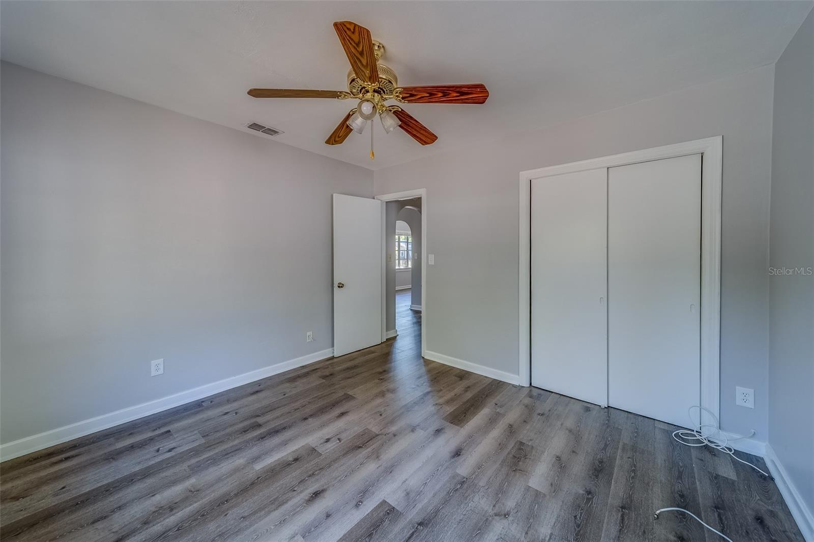 2340 KINGSTON ST S, ST PETERSBURG, FL, 33711