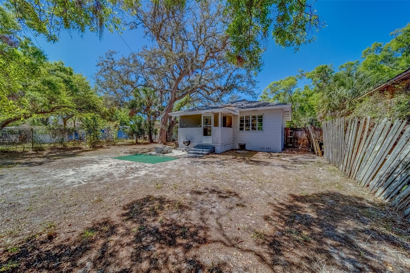 2340 KINGSTON ST S, ST PETERSBURG, FL, 33711