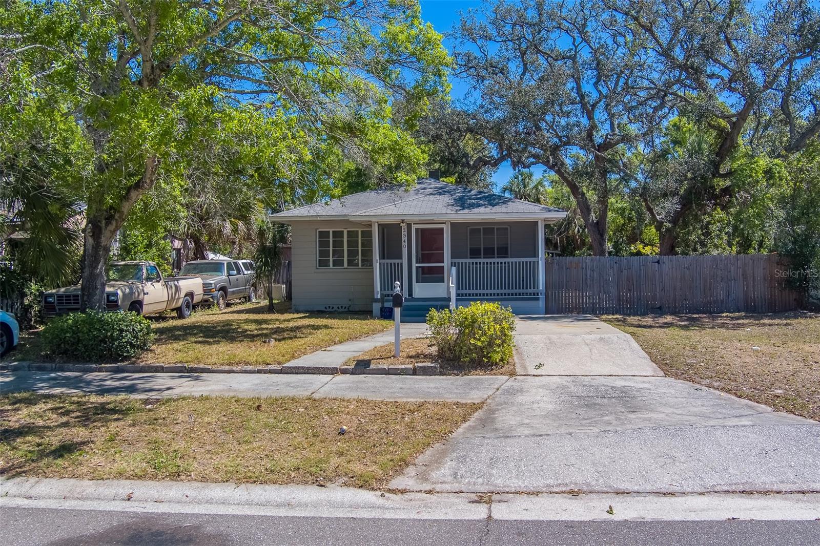 2340 KINGSTON ST S, ST PETERSBURG, FL, 33711