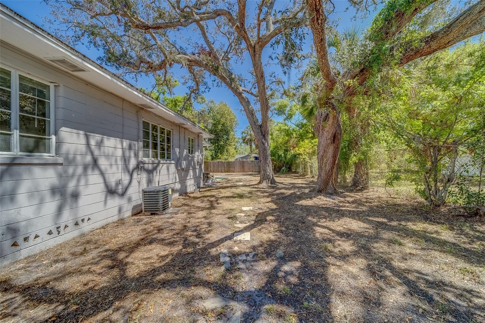 2340 KINGSTON ST S, ST PETERSBURG, FL, 33711