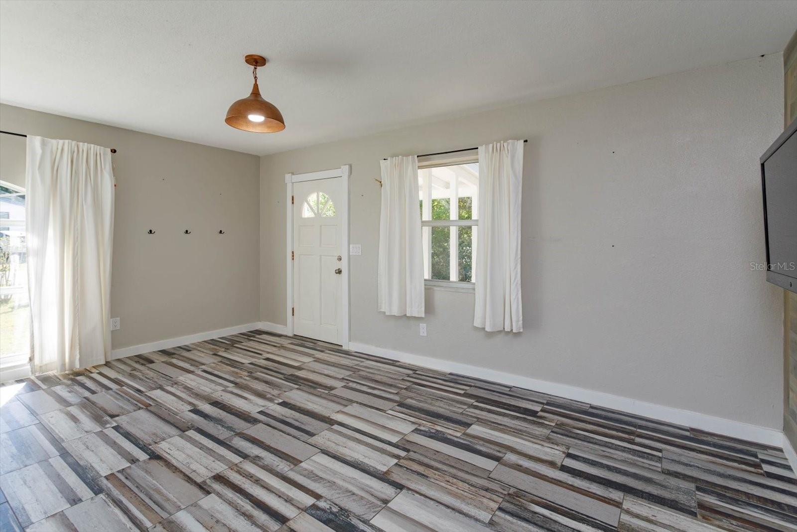 1132 W PAGE DR, DELTONA, FL, 32725